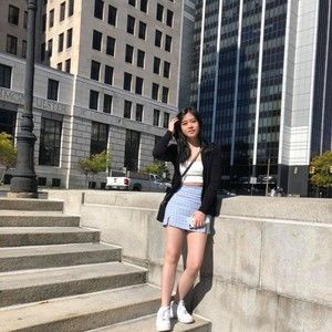 Meet your Posher, Celine